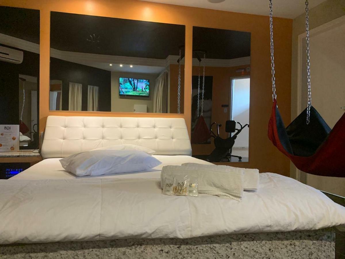 Ibiza Golden Motel Франка Экстерьер фото